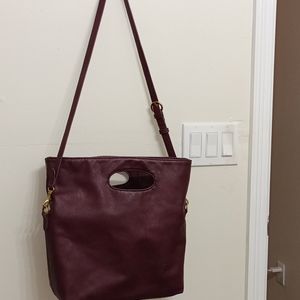 Universal Thread purple handbag